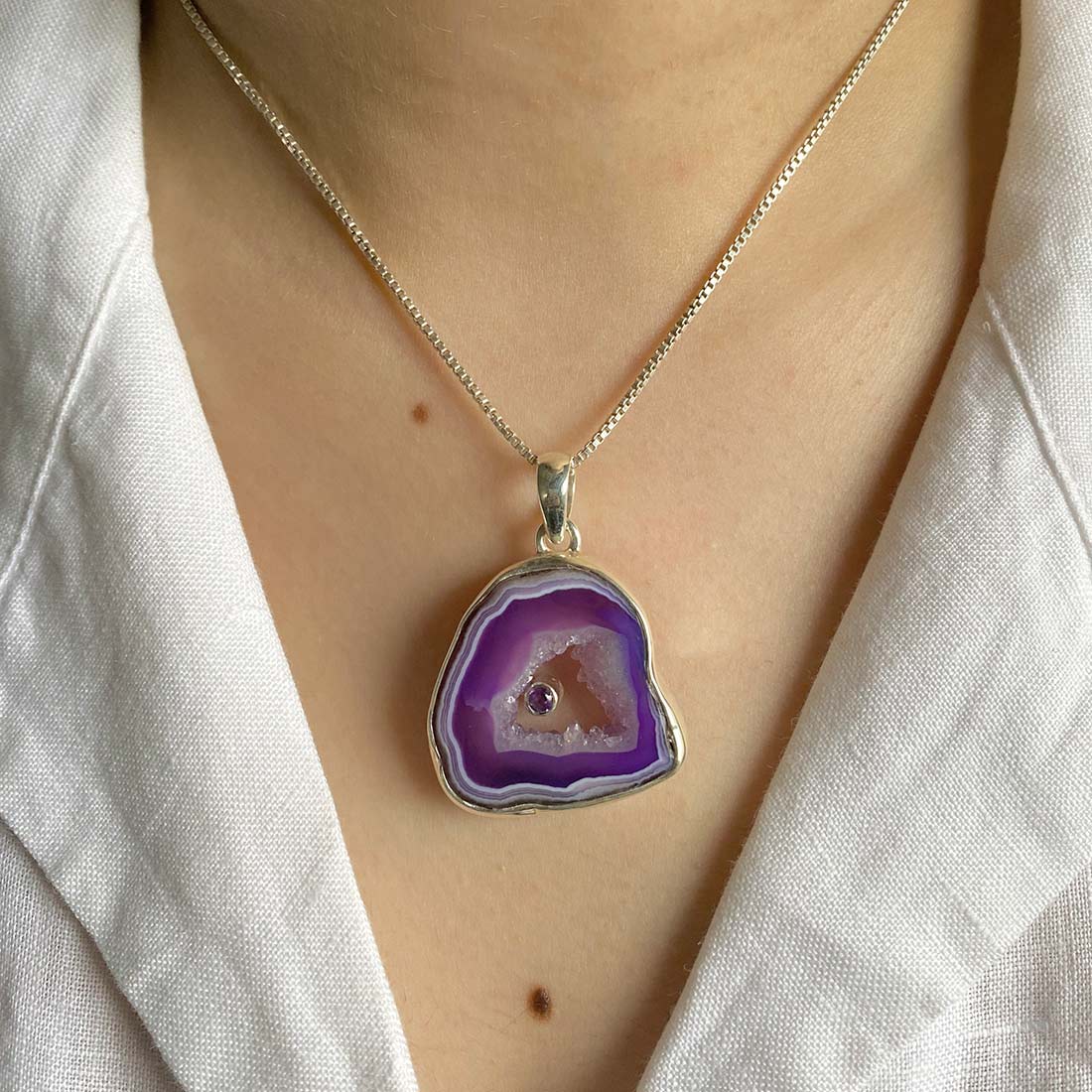 Purple Agate Pendant-(APU-P-47.)